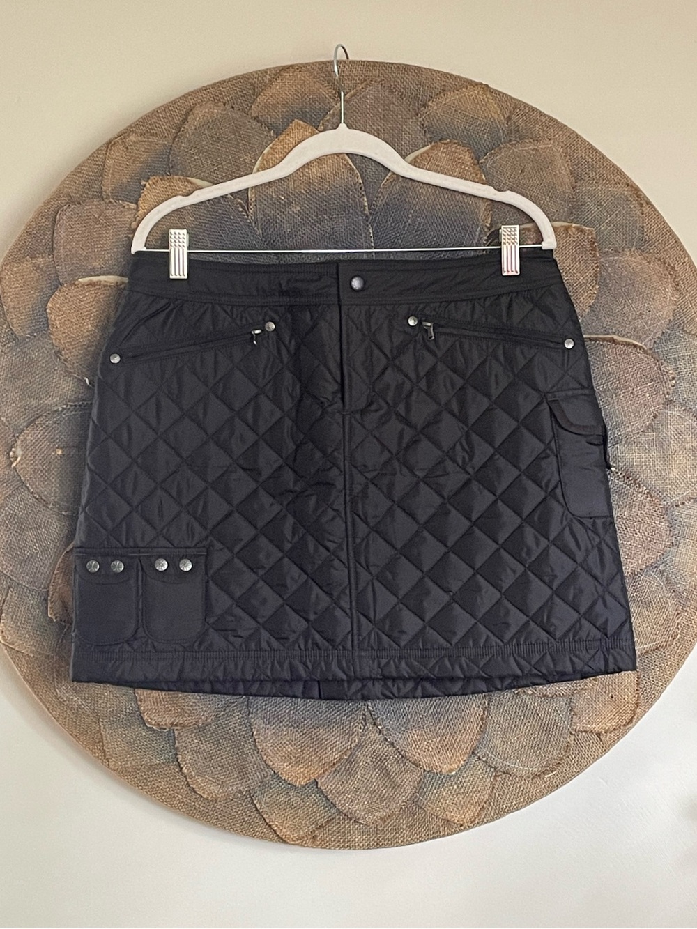 Athleta Snow Stopper Black Quilted Skirt